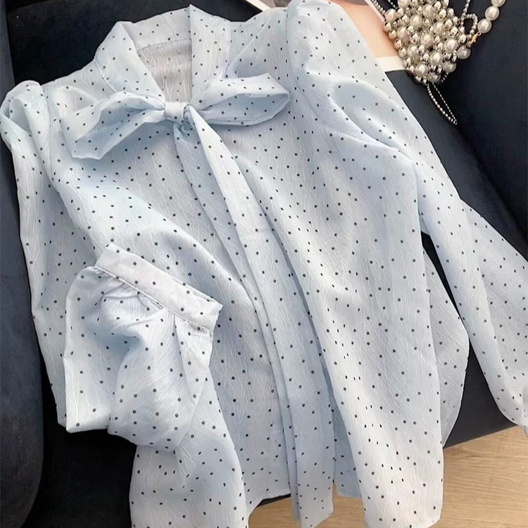 Light Blue Tiny Black Polka Do - Puff Sleeve Blouse avaliação e preço