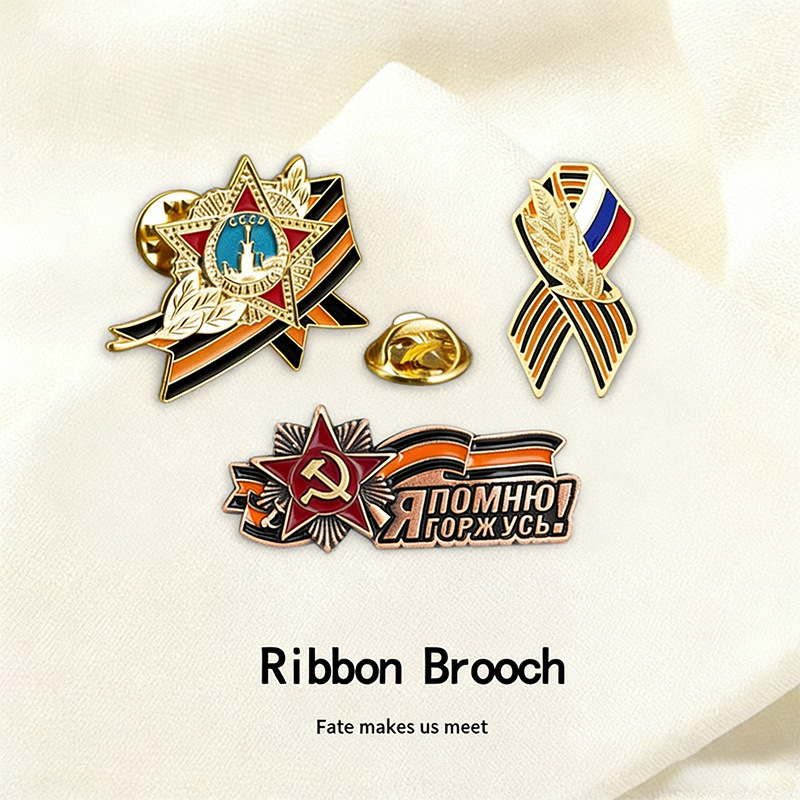 Corsage Brooch  Badge Russian  - Women Fashion History avaliação e preço