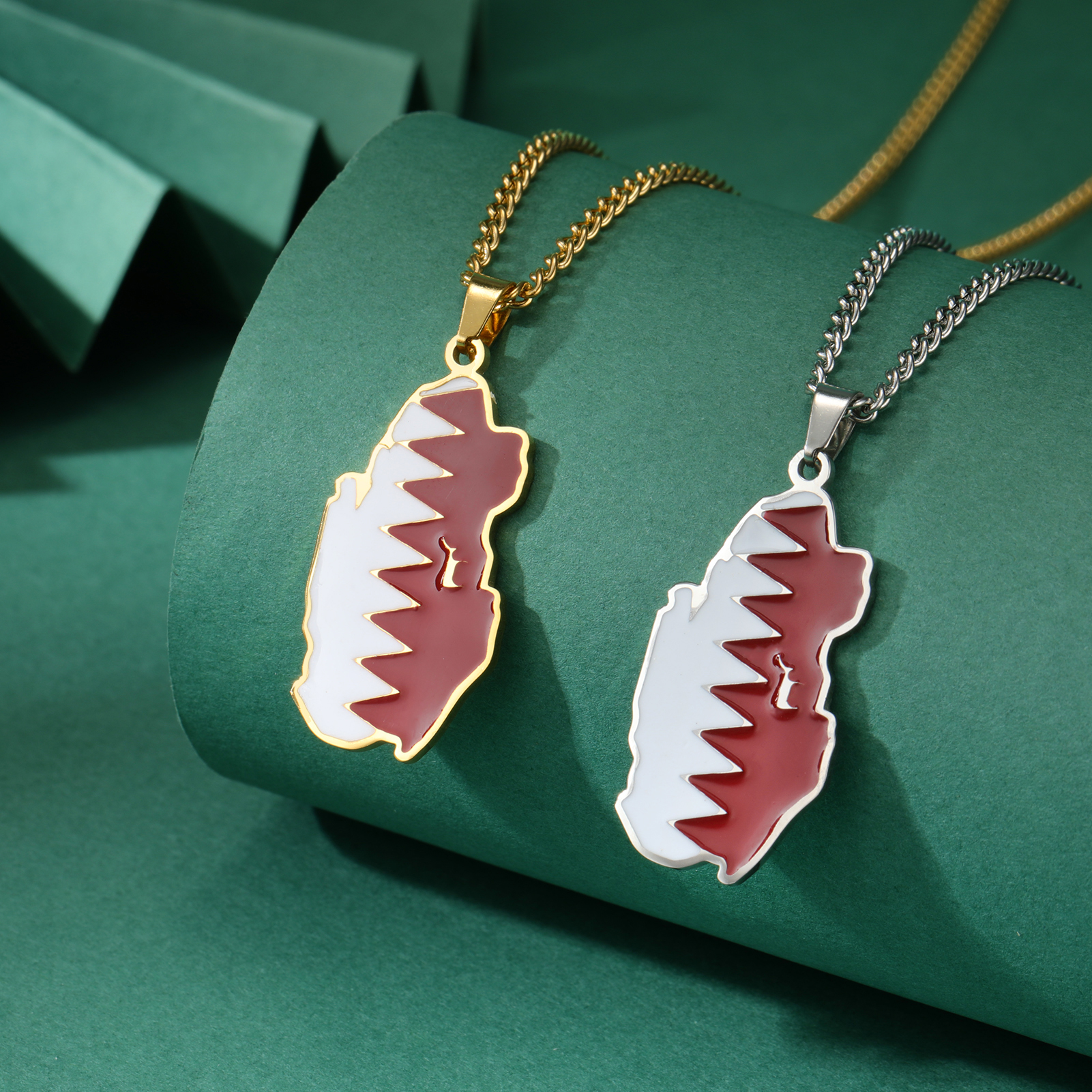 Qatar Map Necklace Qatari Flag - Women Fashion Qatar avaliação e preço