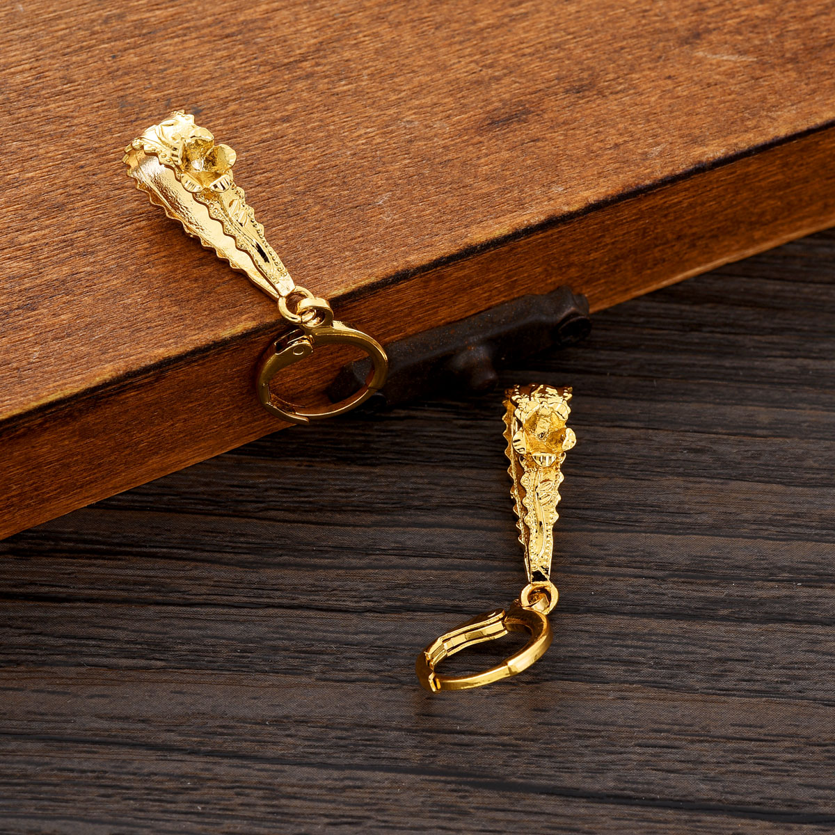 Dubai Golden Color Luxurious F - Women Fashion Png avaliação e preço