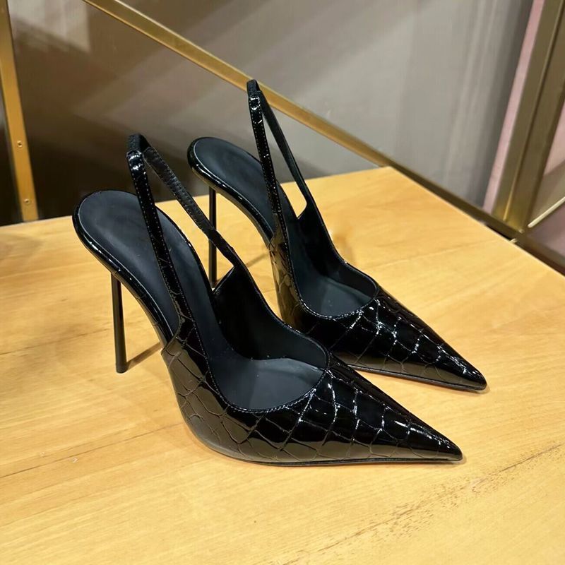 New Simple Pointed Back Hollow - Women Fashion Simple avaliação e preço